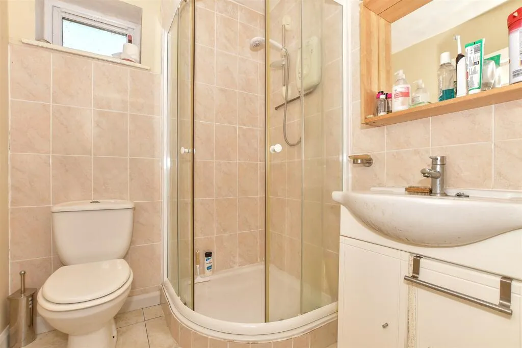 2 bed Detached Bungalow