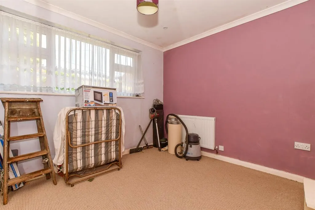 2 bed Detached Bungalow