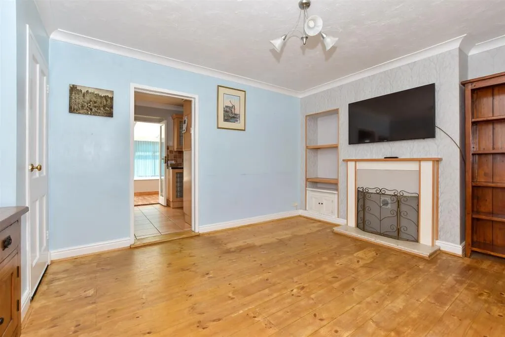 3 bed Semi-Detached