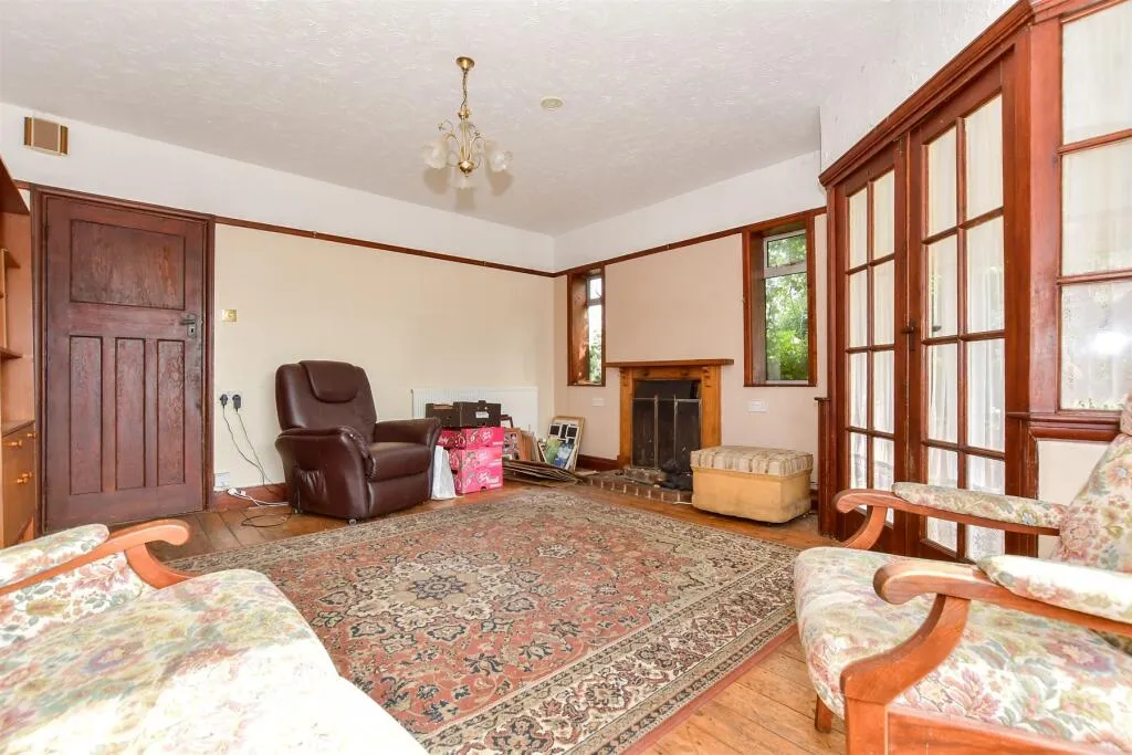3 bed Detached Bungalow