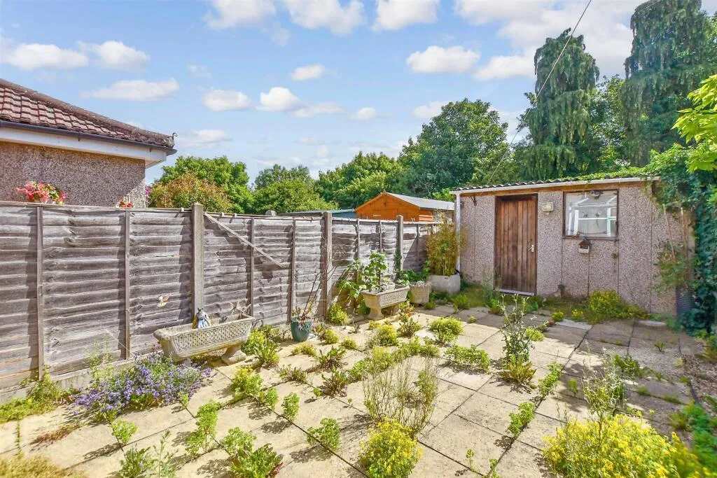 2 bed Terraced