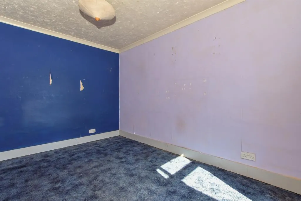 2 bed Terraced