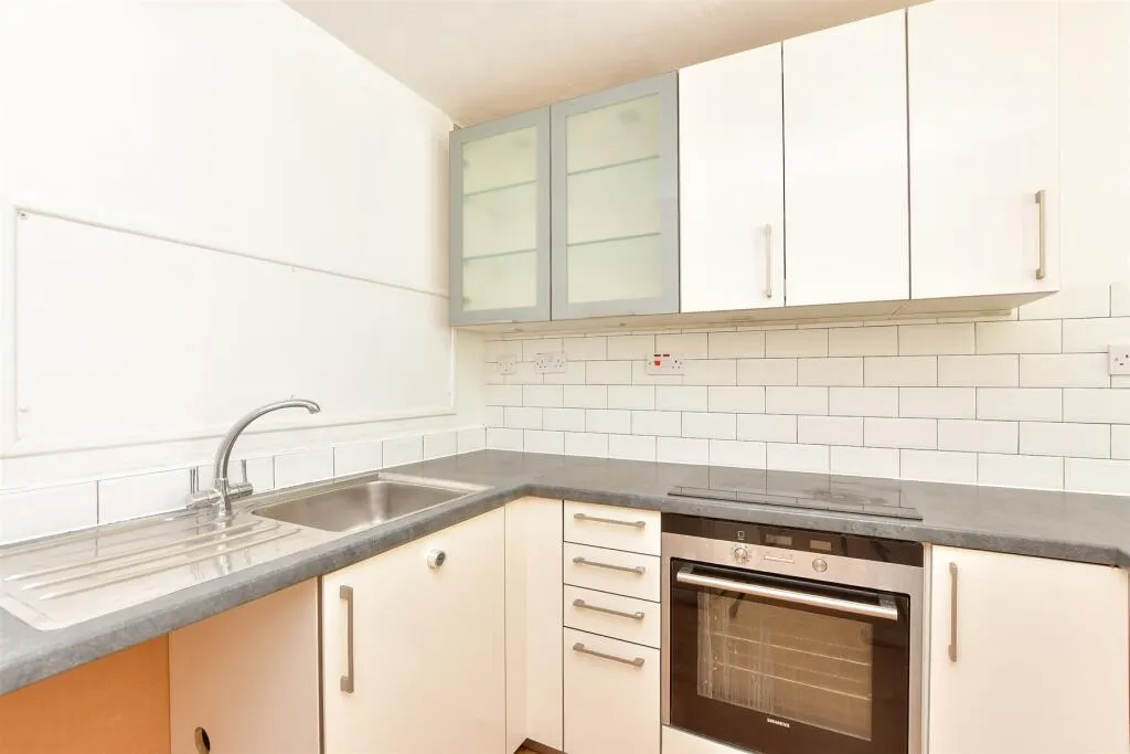 2 bed Apartment