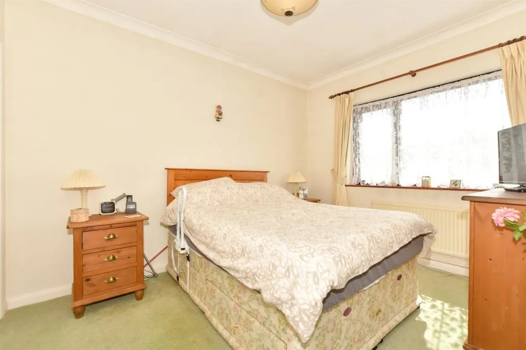 3 bed Detached Bungalow
