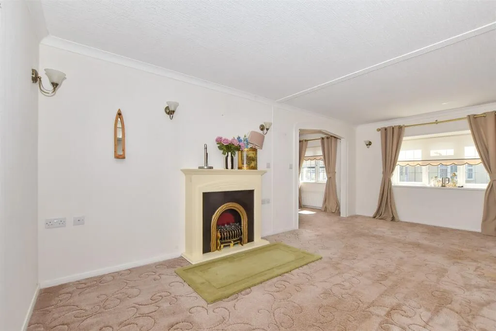 2 bed Park Home