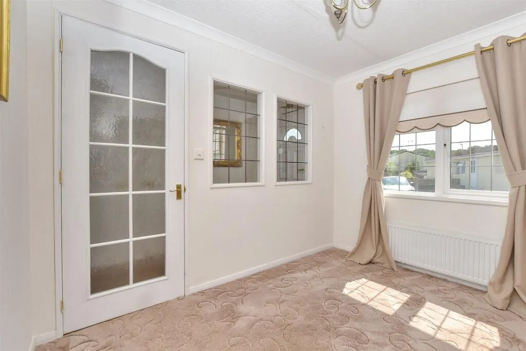 2 bed Park Home