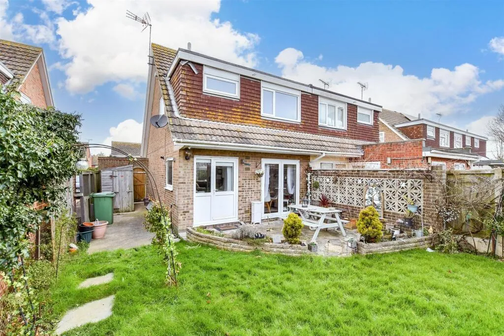 3 bed Semi-Detached