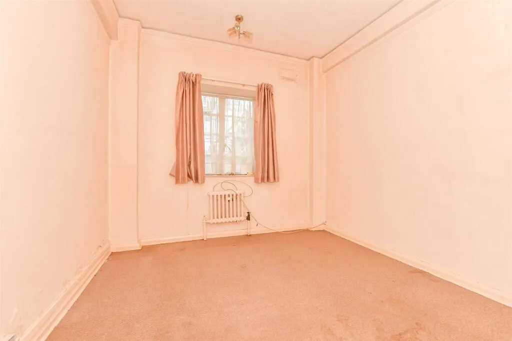 1 bed Apartment