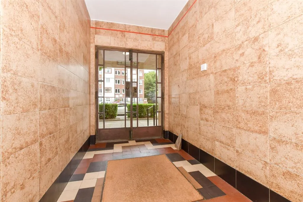1 bed Apartment