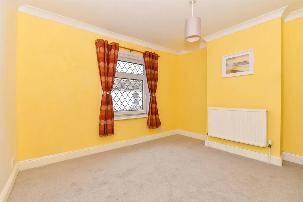 2 bed Semi-Detached
