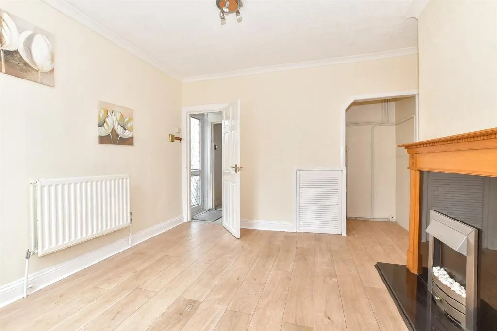 2 bed Semi-Detached