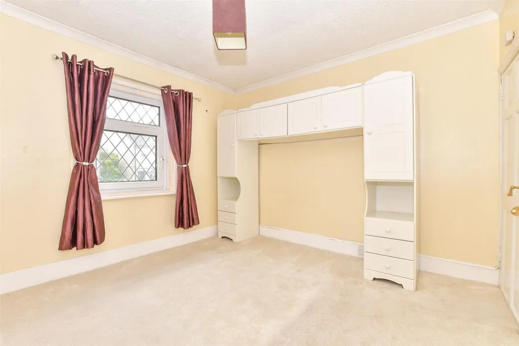 2 bed Semi-Detached