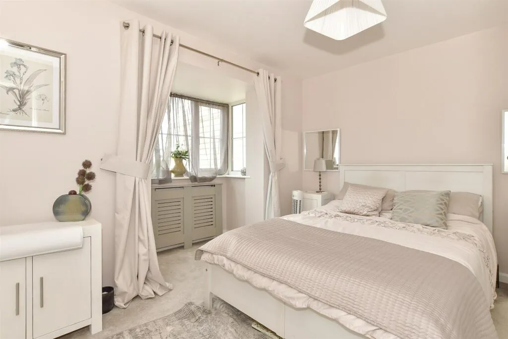 4 bed Terraced
