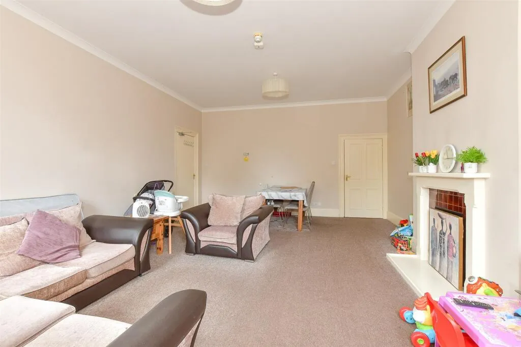 2 bed Apartment