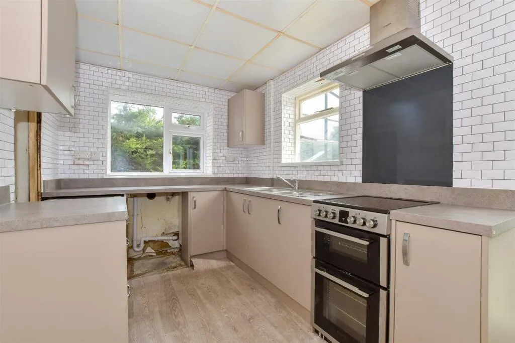 3 bed Semi-Detached