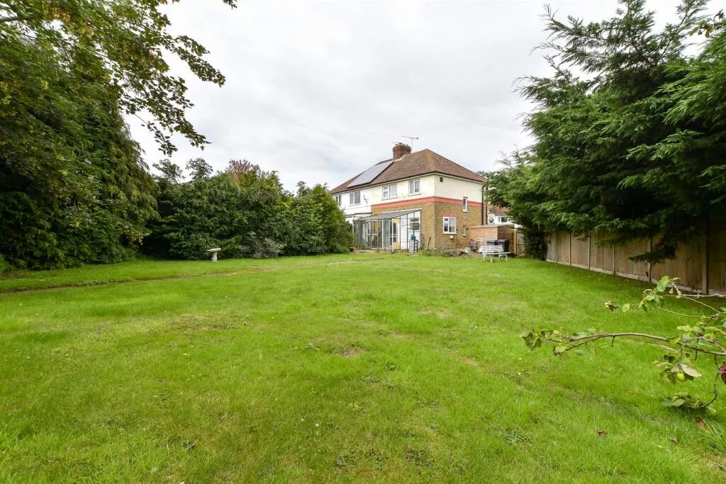 3 bed Semi-Detached