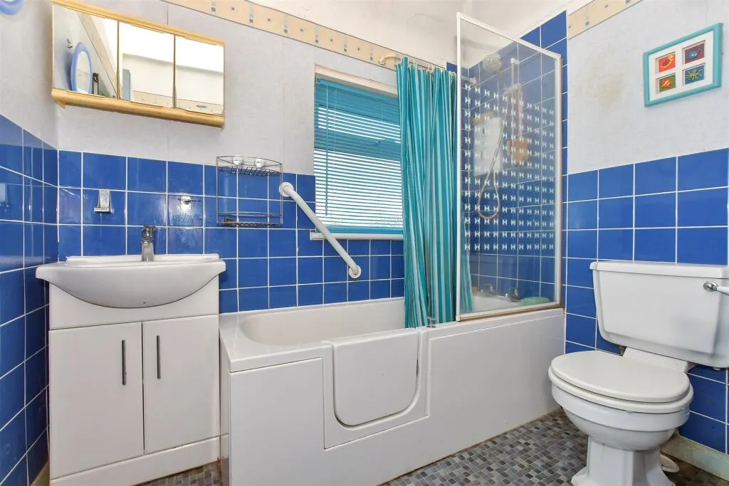 3 bed Semi-Detached
