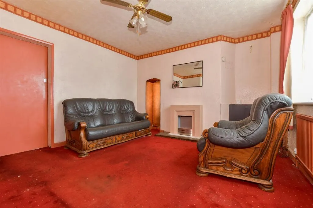 3 bed Semi-Detached