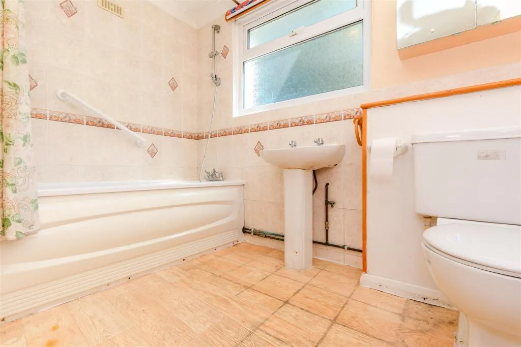 3 bed Terraced
