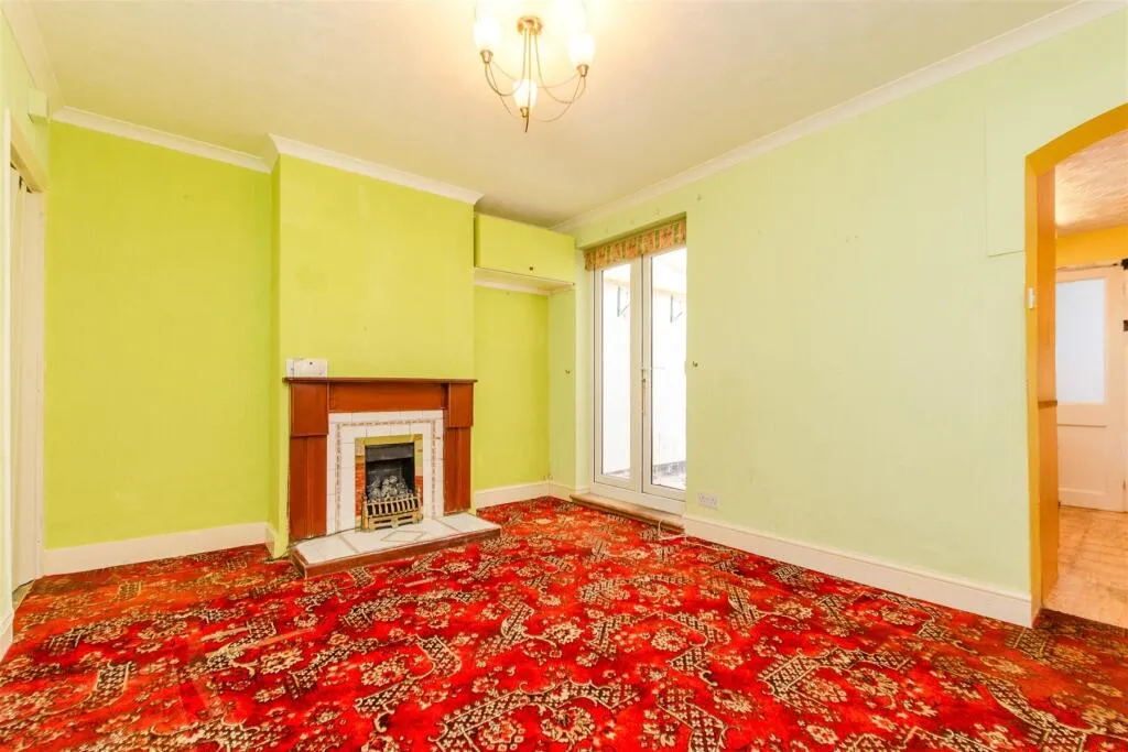 3 bed Terraced
