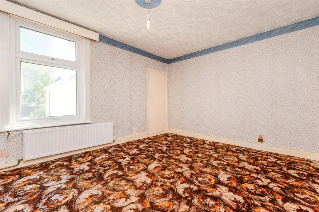 3 bed Terraced