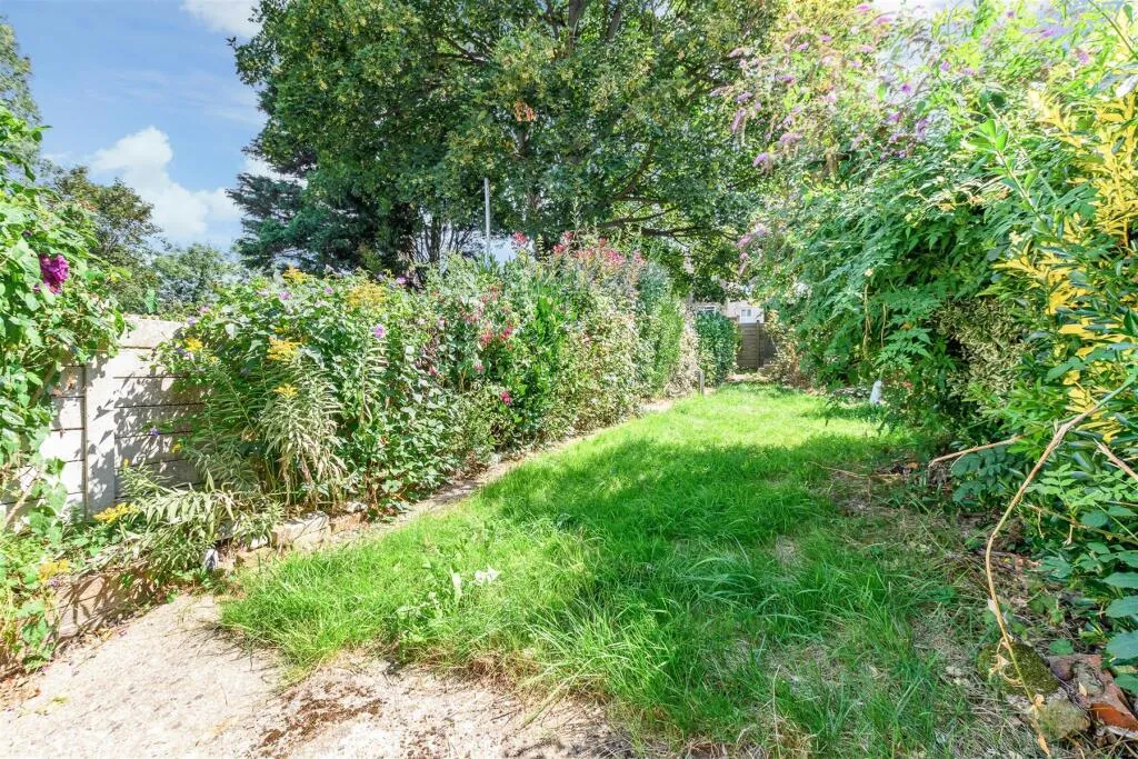 3 bed Terraced