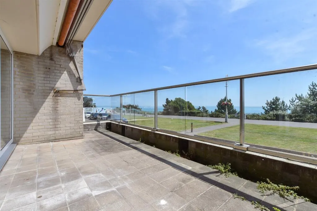 2 bed Apartment