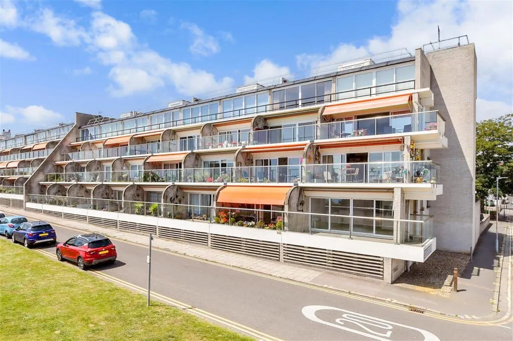 2 bed Apartment