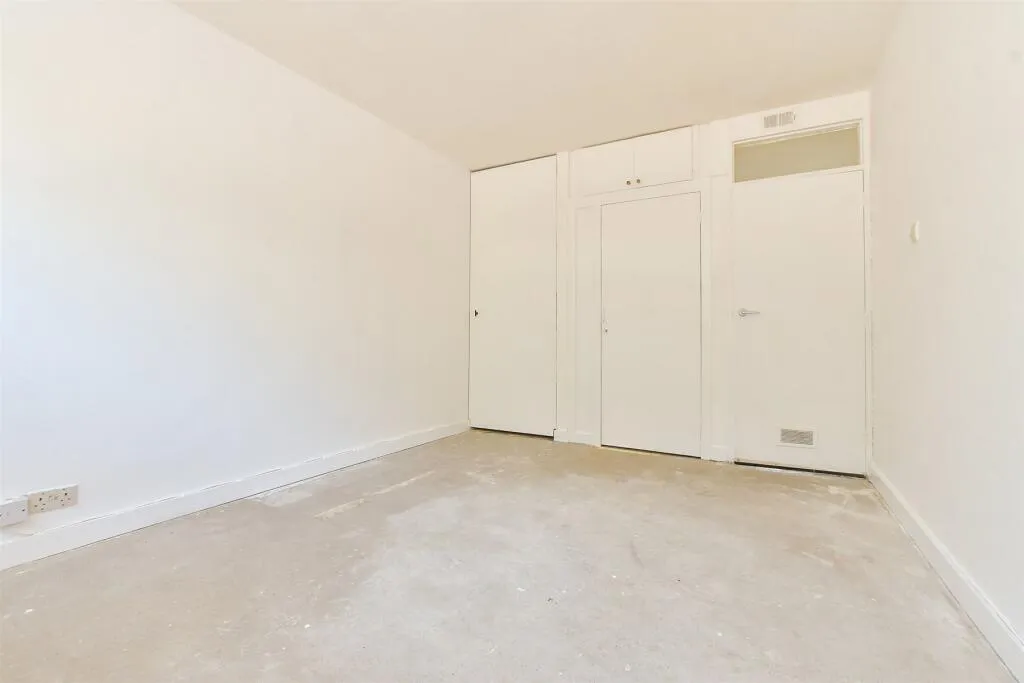 2 bed Apartment