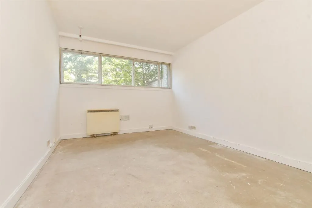 2 bed Apartment