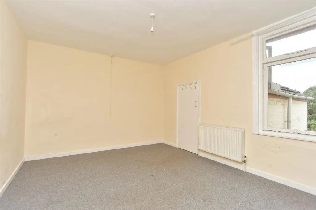 3 bed Terraced