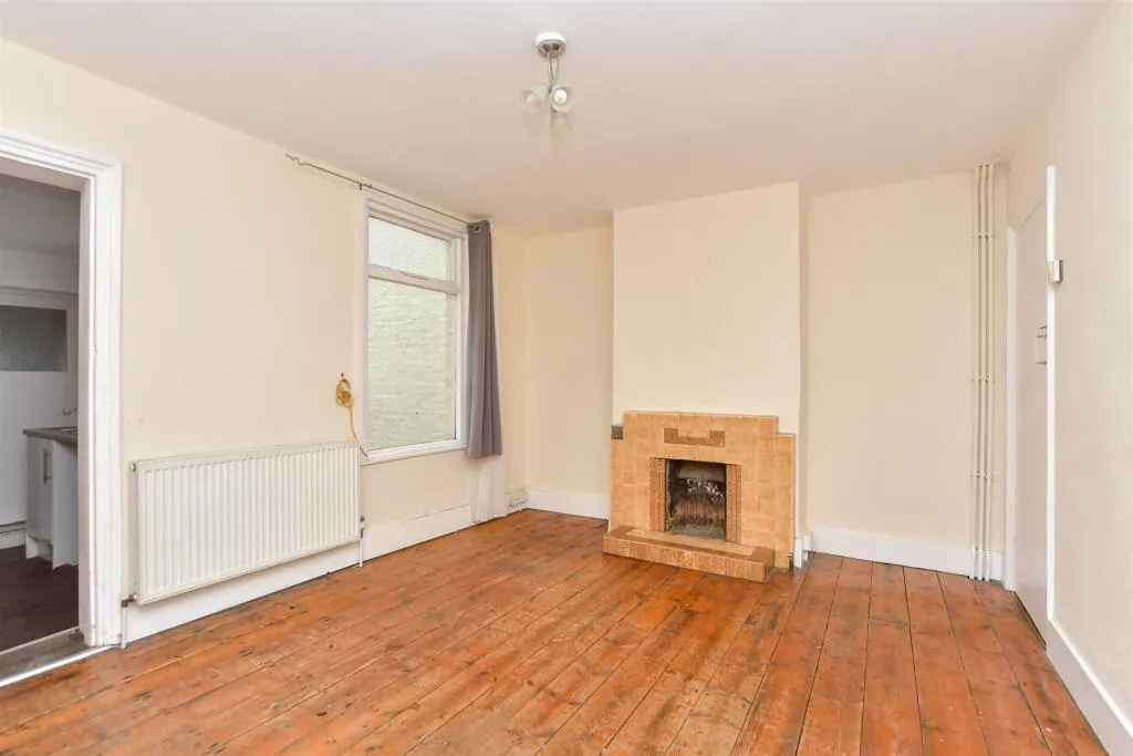 3 bed Terraced