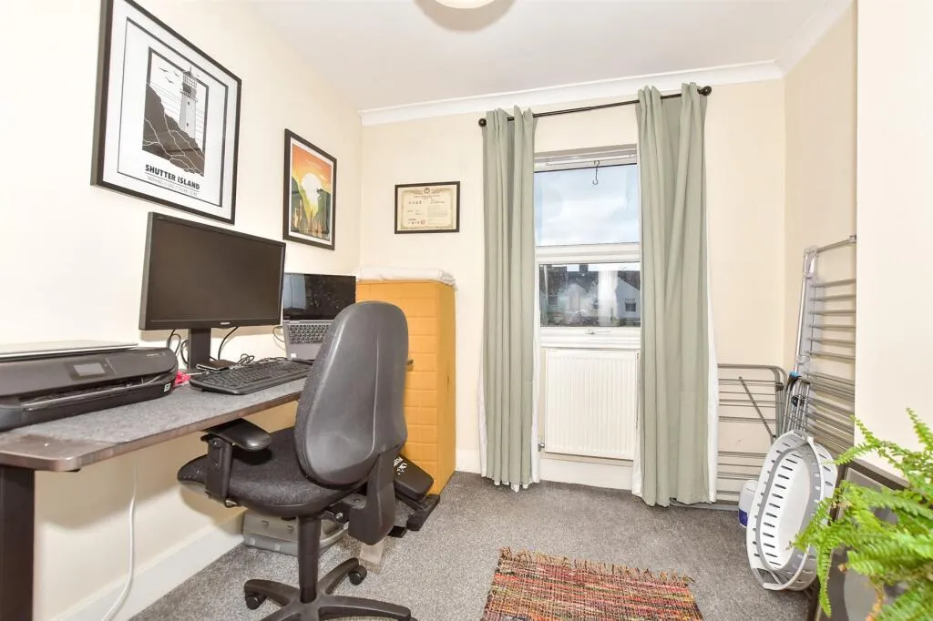 3 bed Terraced