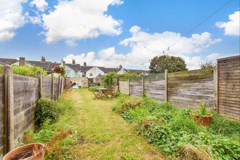3 bed Terraced