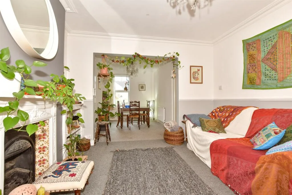 3 bed Terraced