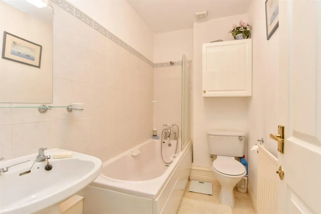3 bed Semi-Detached