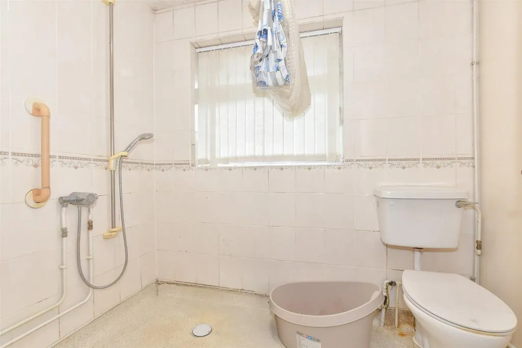 2 bed Detached Bungalow