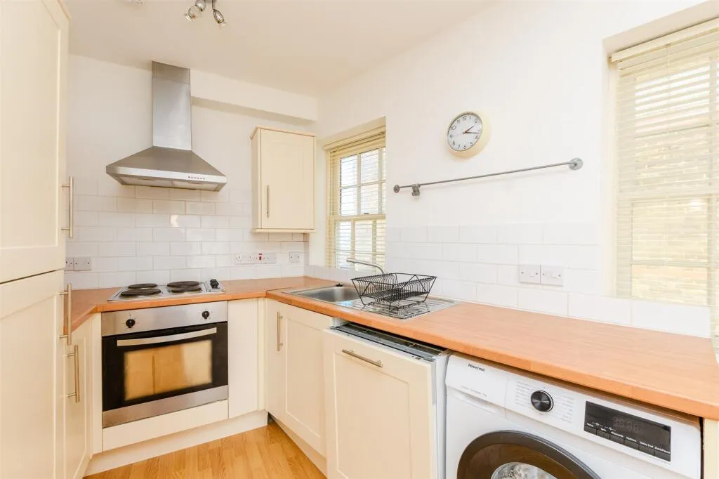 1 bed Apartment
