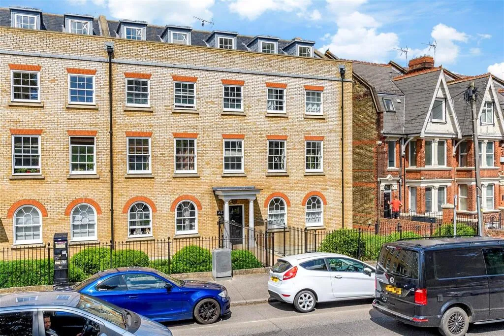 1 bed Apartment