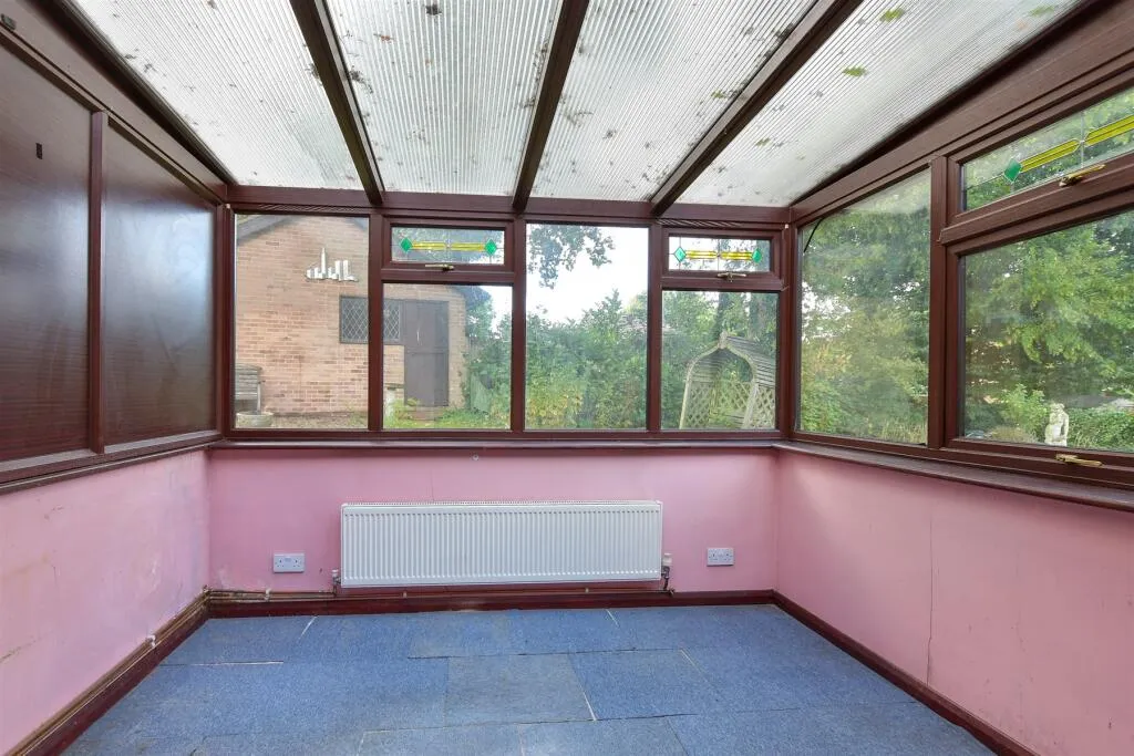 2 bed Detached Bungalow