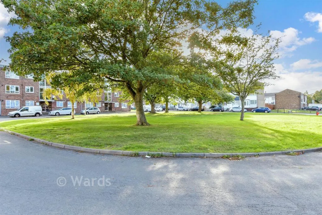 1 bed Apartment