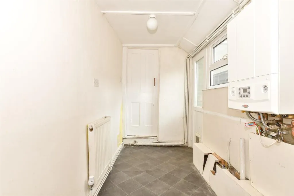 2 bed Terraced