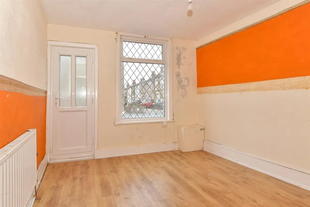 2 bed Terraced