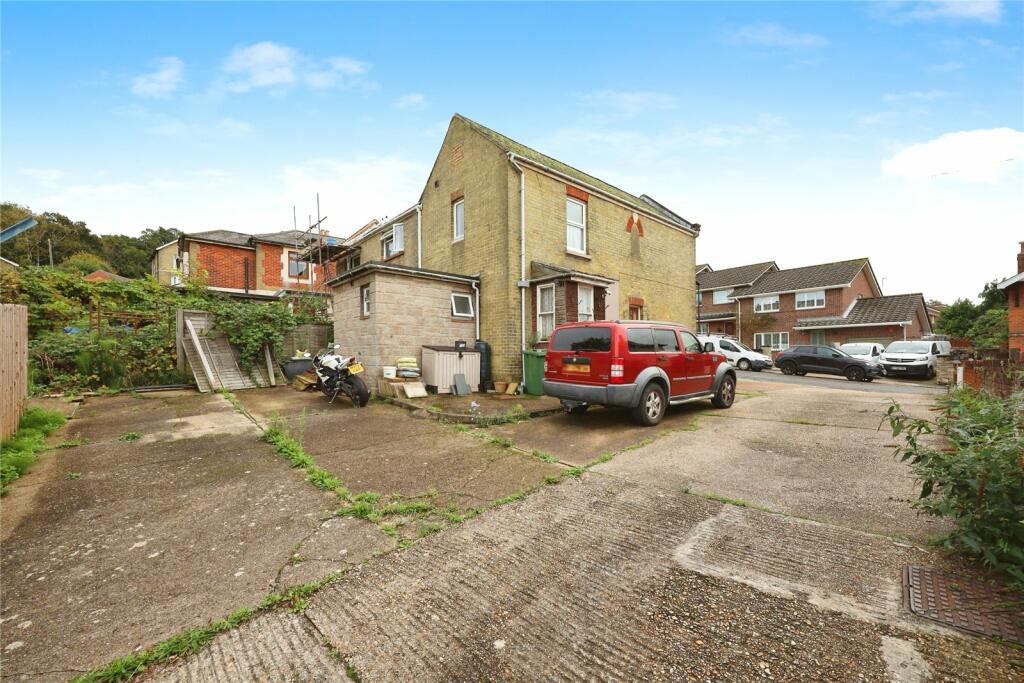 2 bed Apartment