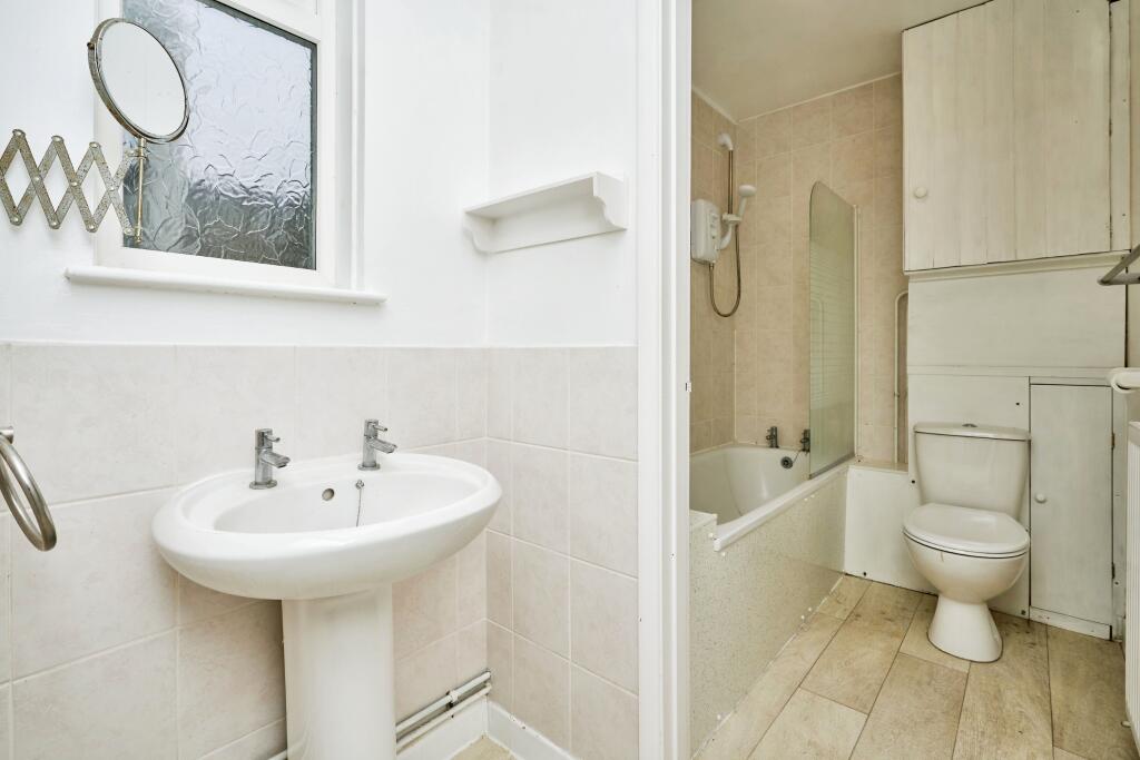 3 bed Terraced