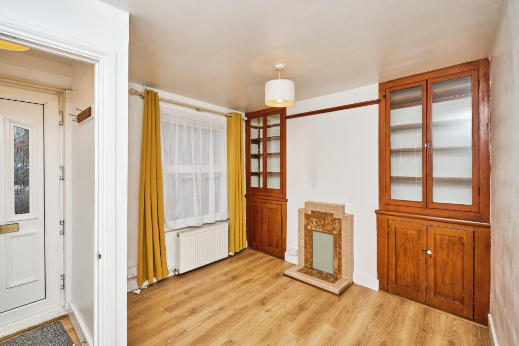 3 bed Terraced