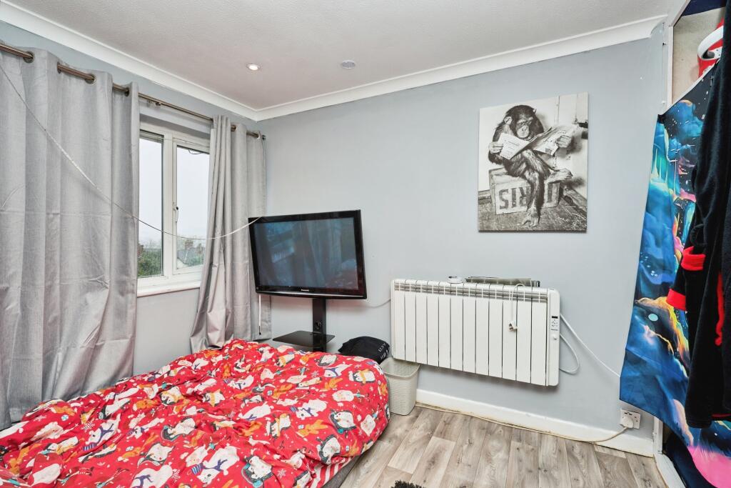 3 bed Semi-Detached