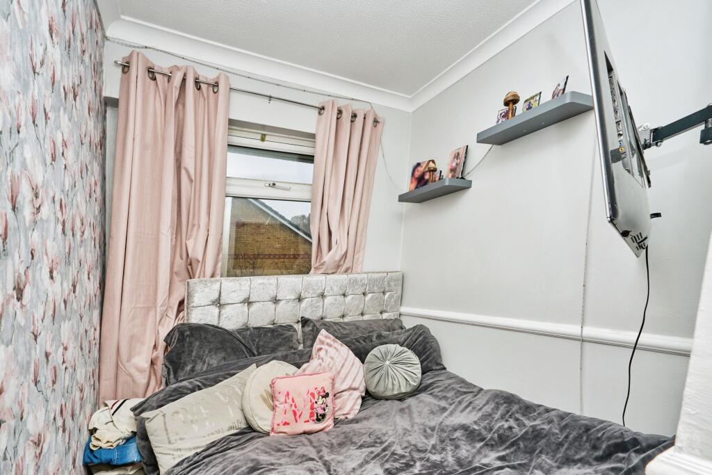 3 bed Semi-Detached