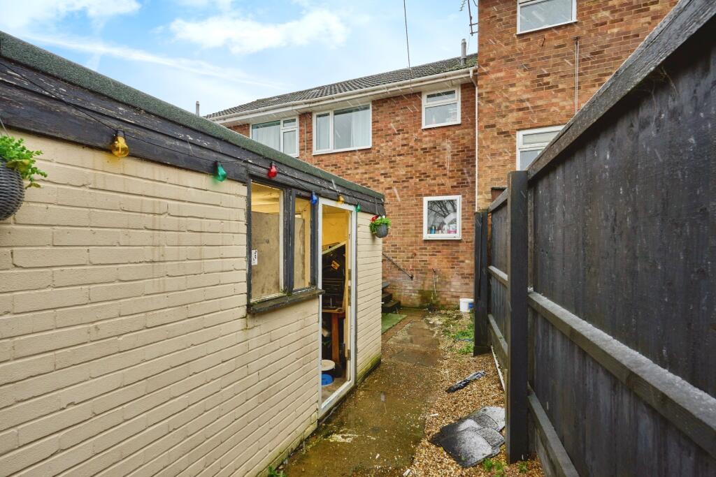 3 bed Semi-Detached