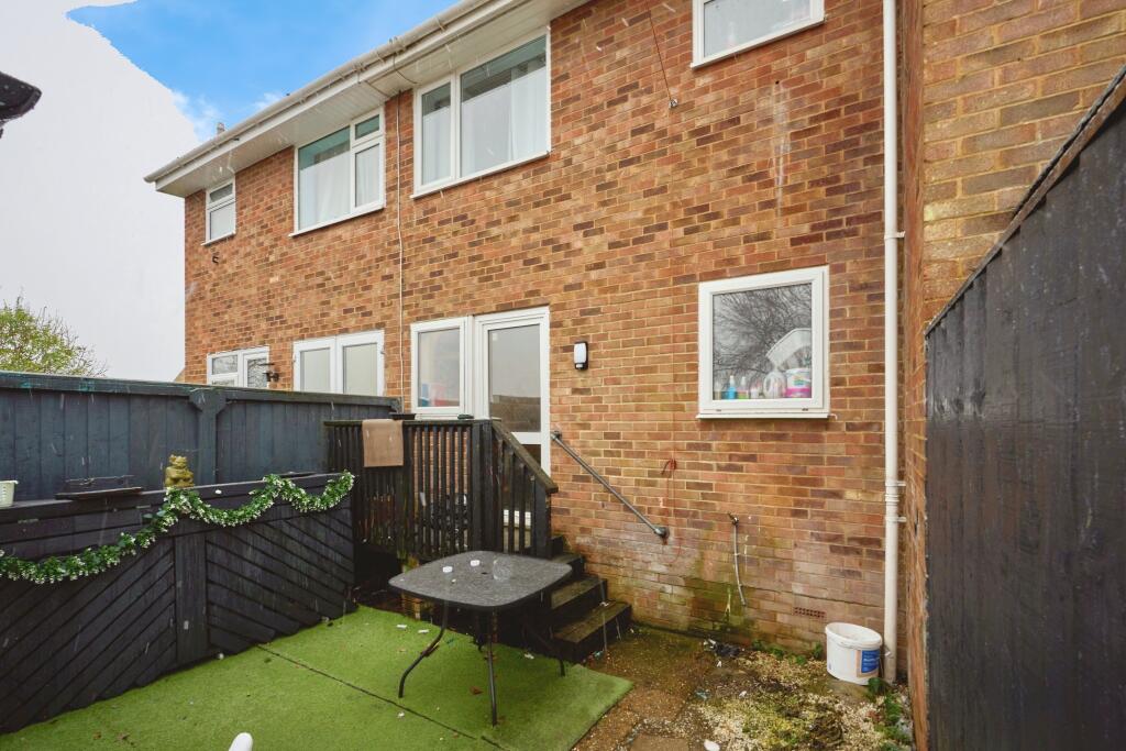 3 bed Semi-Detached